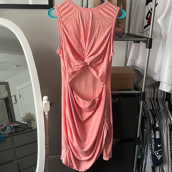 Peach summer dress - Picture 1 of 2